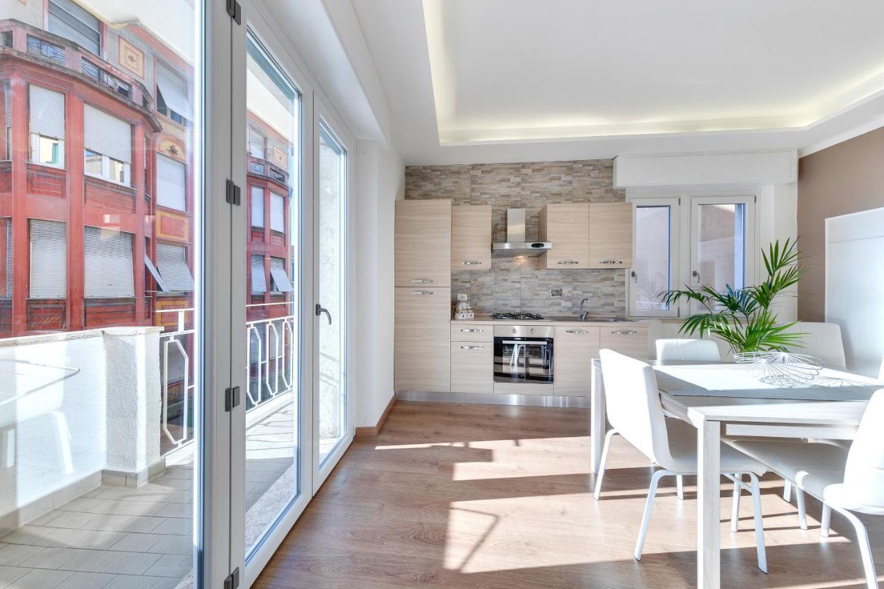 Ariston - Ciclabile Appartamento In Centro Al Mare Con Balcone Sanremo Bagian luar foto